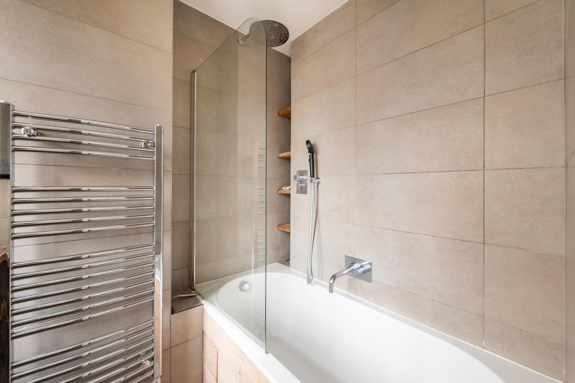 Appartement Stylish 1bd Duplex - Stunning Views Near Louvre *