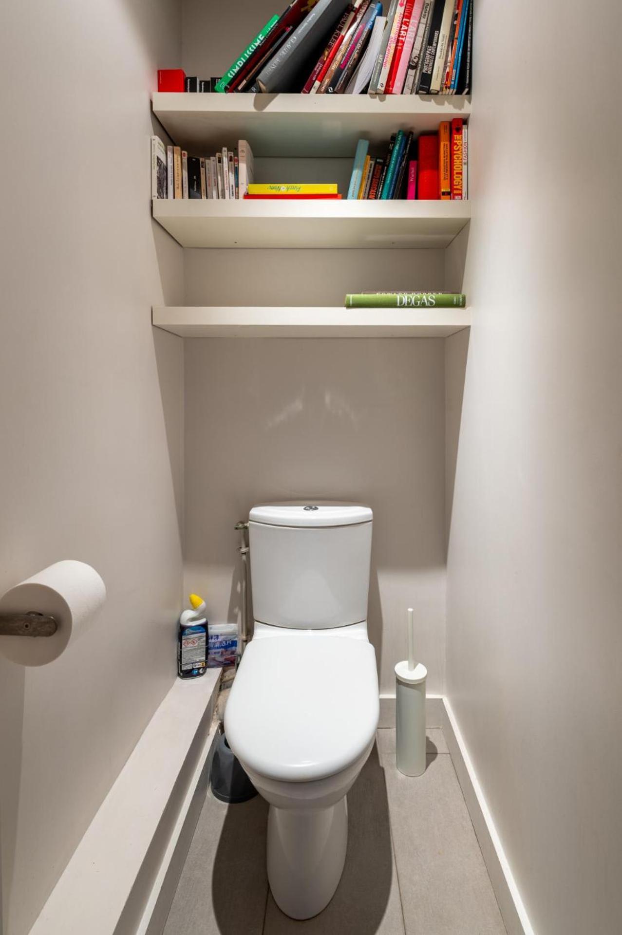 Stylish 1bd Duplex - Stunning Views Near Louvre